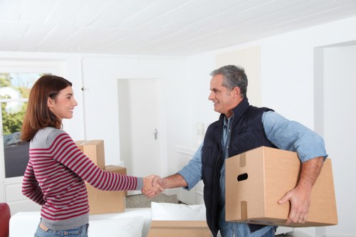 Small removals and flat move transport near Belsize Park