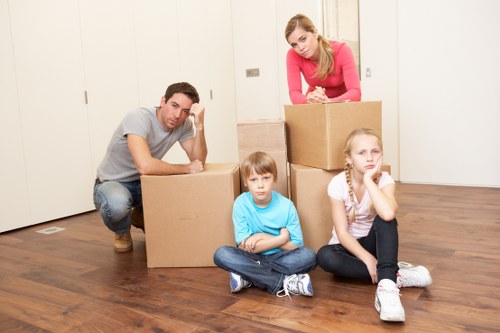 Local removal truck hire for residential and commercial customers